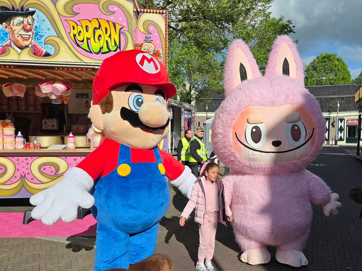 Huur leuke animatie met Reuze mascottes