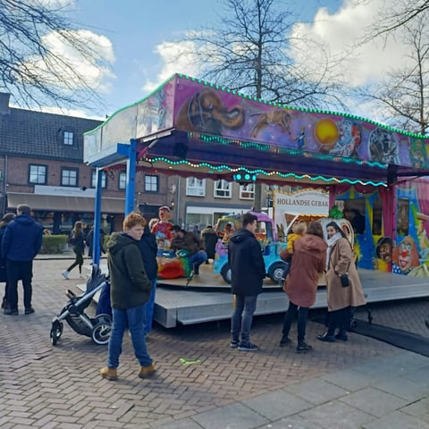 Gezocht rupsbaan/wip/bank voor 27 tm 29 maart, foto 2