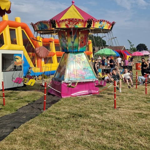 Mini zweefmolen te koop, foto 3
