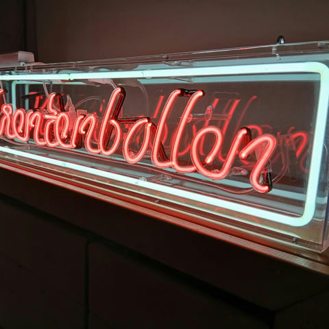 Neon lichtbakken kunststof, foto 3