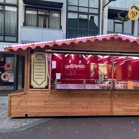 Oliebollenkraam / frietkraam