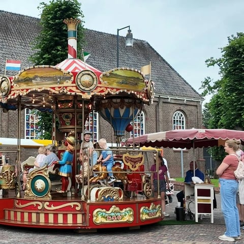 Diverse vrije data Nostalgische Carrousel