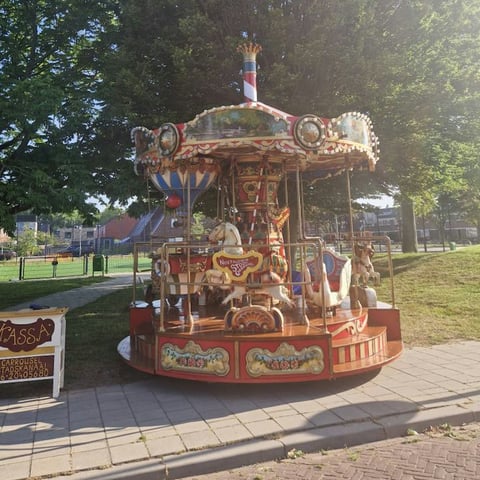 Diverse vrije data Nostalgische Carrousel, foto 2